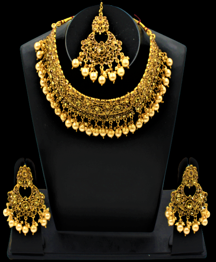 Choker Necklace - White Kundan  Jewelry Set 